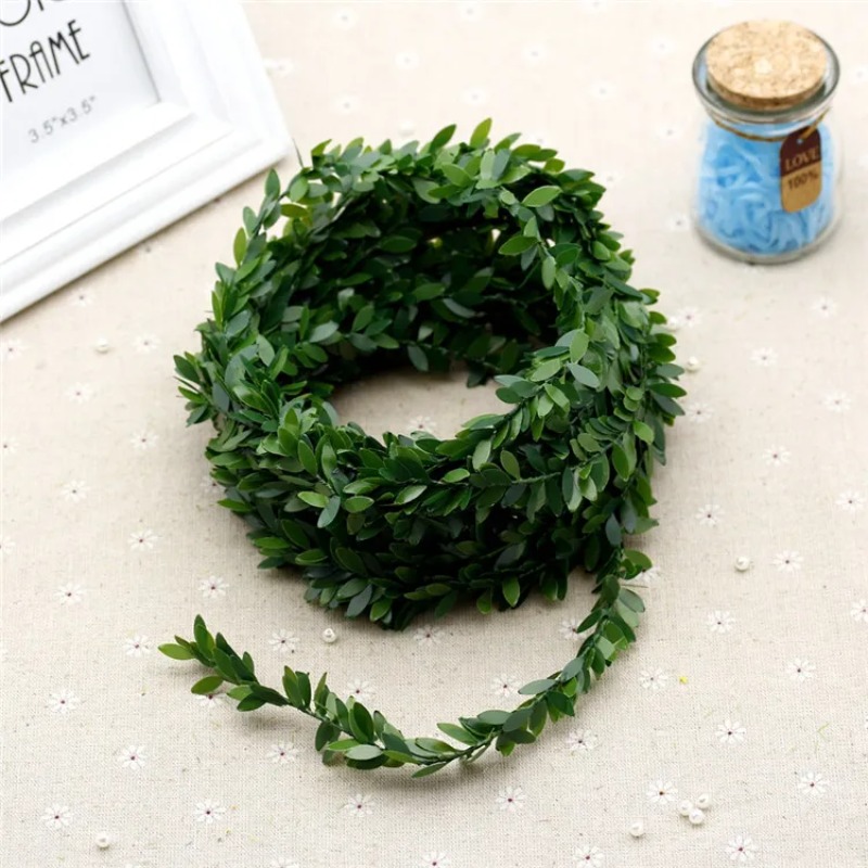 新しい1メートルの人工シルク製リース、緑の葉と鉄線を使った人 - Wreath Form Wire のレビューと価格
