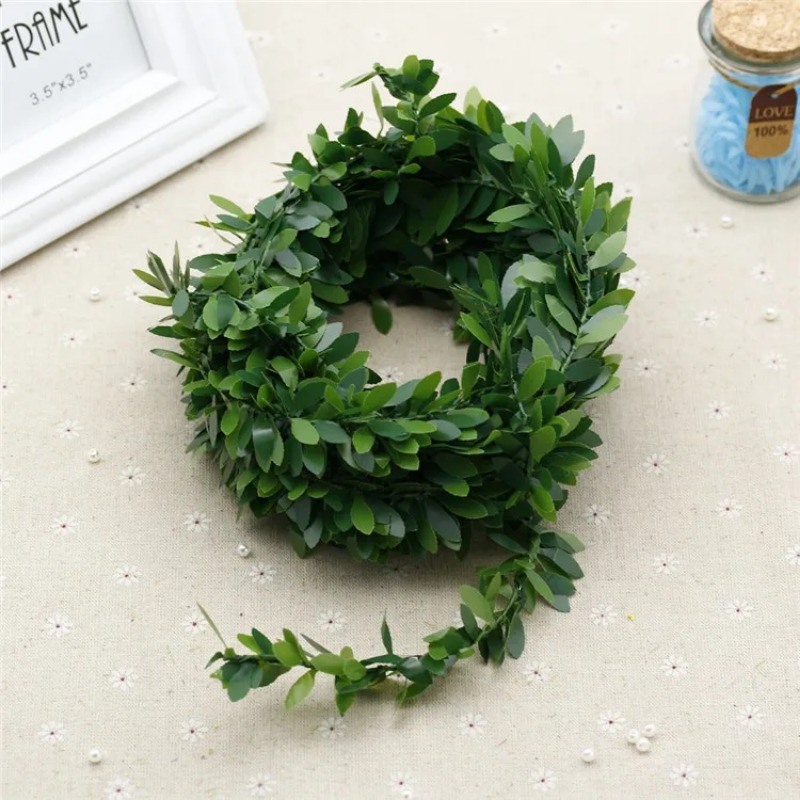 新しい1メートルの人工シルク製リース、緑の葉と鉄線を使った人 - Wreath Form Wire のレビューと価格