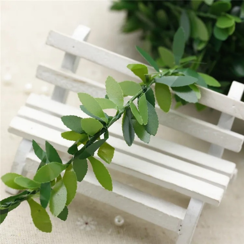 新しい1メートルの人工シルク製リース、緑の葉と鉄線を使った人 - Wreath Form Wire のレビューと価格