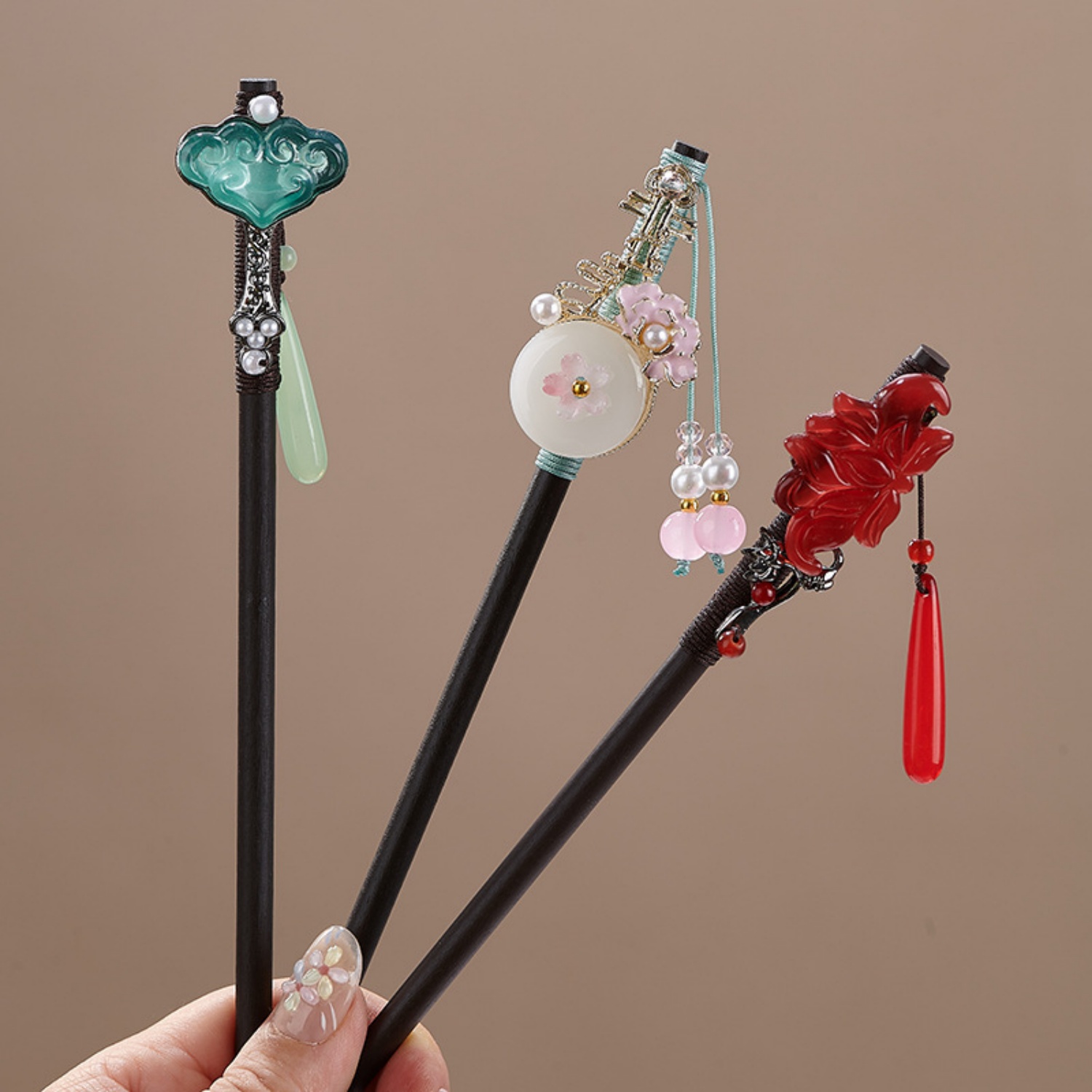 ヴィンテージフラワーヘアピン女性のためのエレガントな木製花ヘ - Florist Supplies のレビューと価格