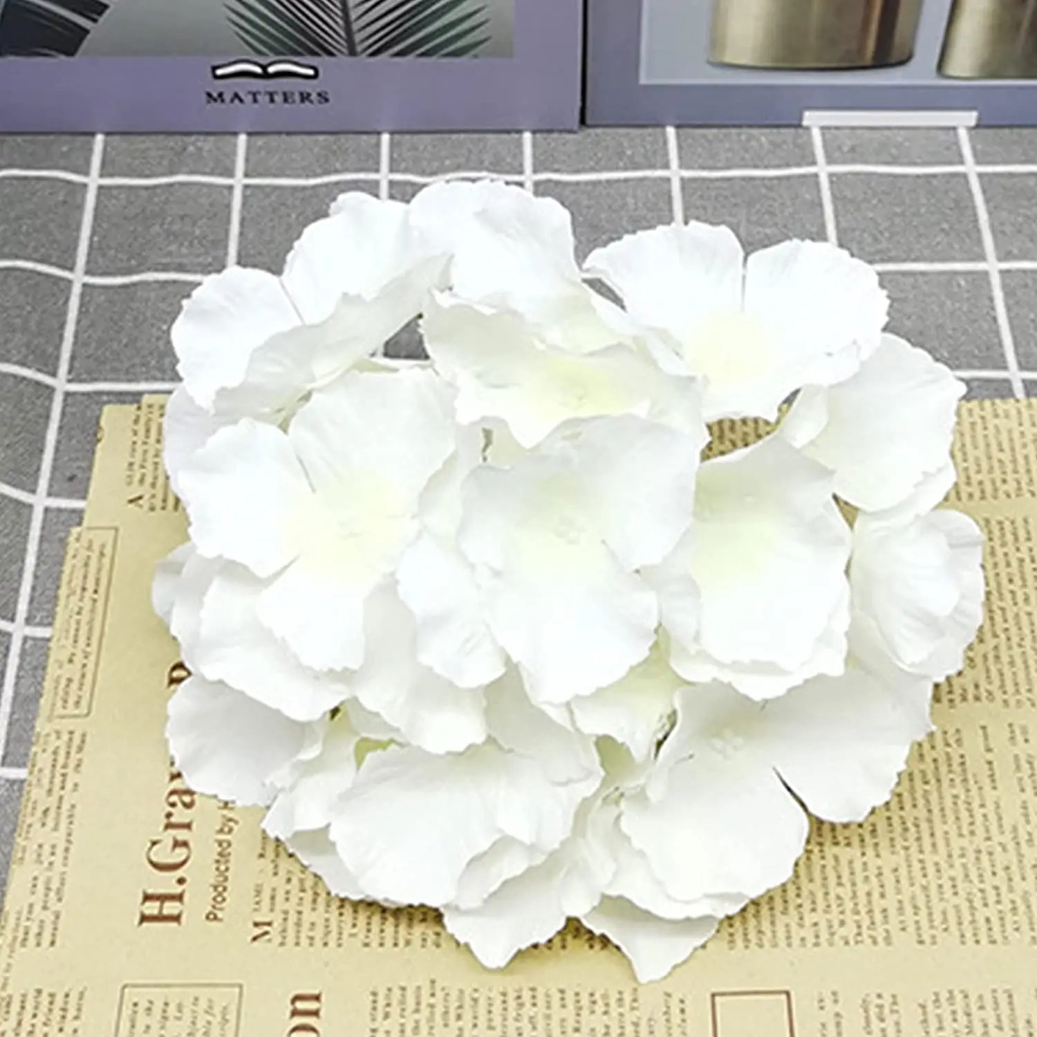 8インチの大きなシルクアジサイ造花ヘッド、茎付き25個入り、 - Florist Supply Bulk のレビューと価格