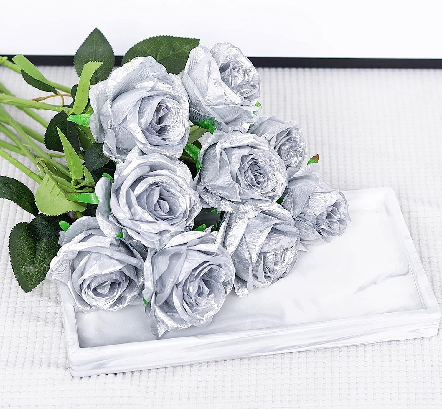 人工シルバーロングステムローズ、家庭、キッチン、寝室の装飾、 - Dried Flower Bunch のレビューと価格