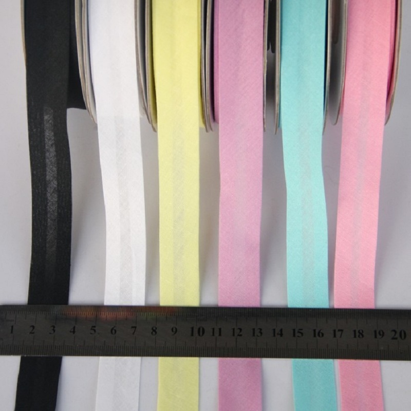 22m/ロール 100%コットンバイアステープ、幅20mm  - Ribbon Organza Roll のレビューと価格