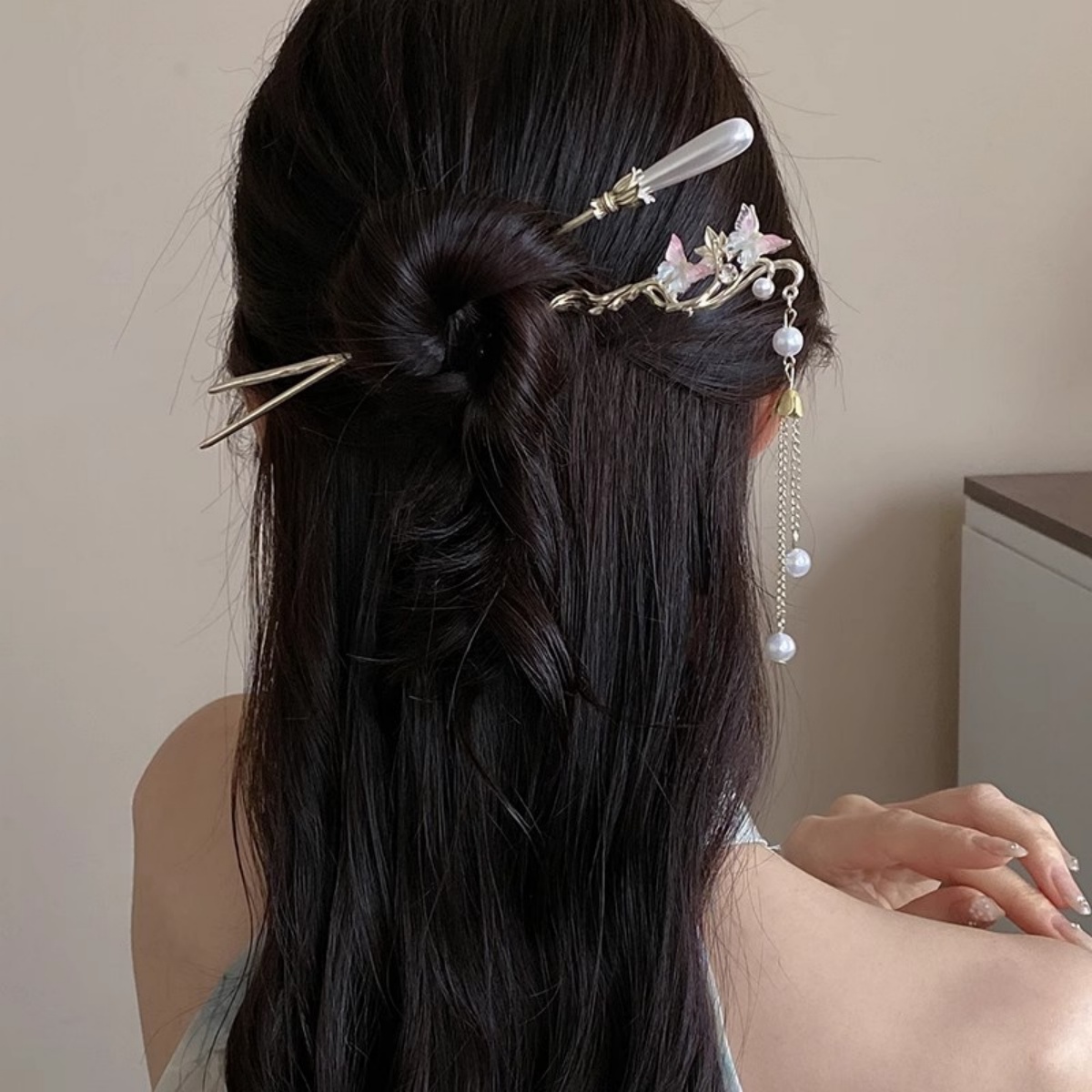 2025 新しい花のヘアピン女性のためのエレガントな花蝶パー - Florist Supplies のレビューと価格
